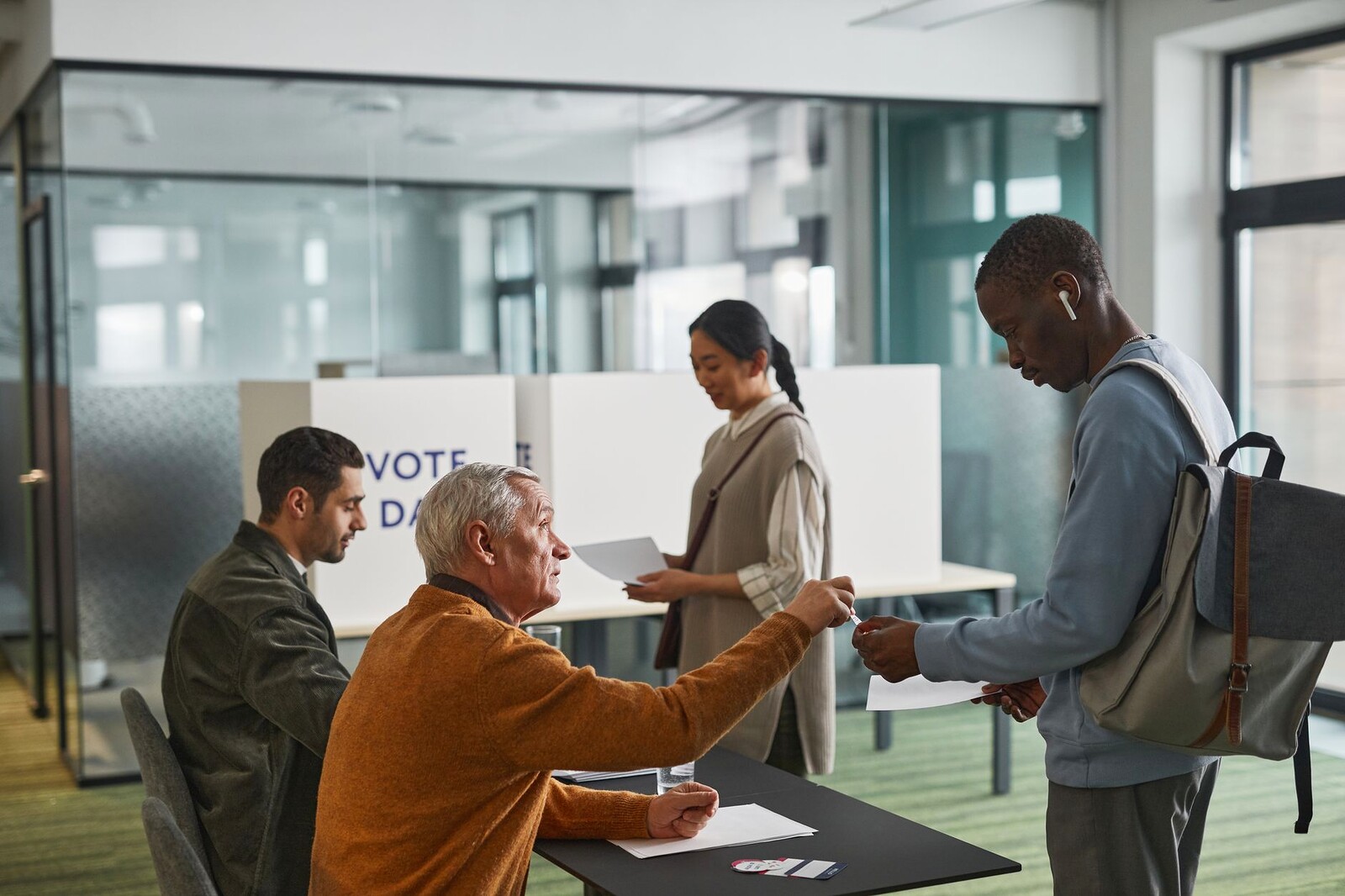 Movimentação na escola de votação